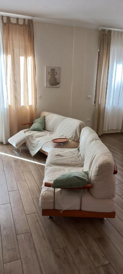 Appartement La Casa Di Carla à Pescara Extérieur photo